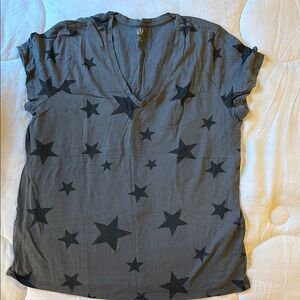 Gray Star Print V-Neck Women's Top